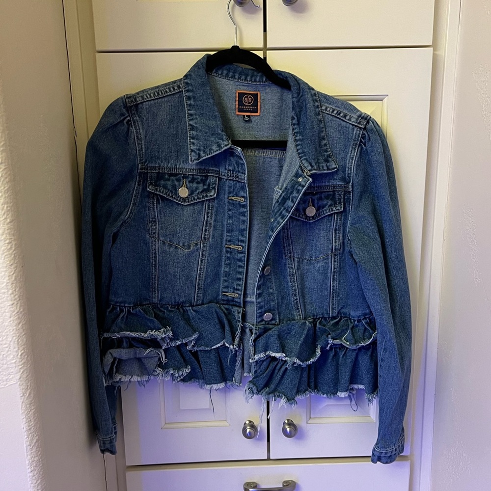 Ruffled denim jacket